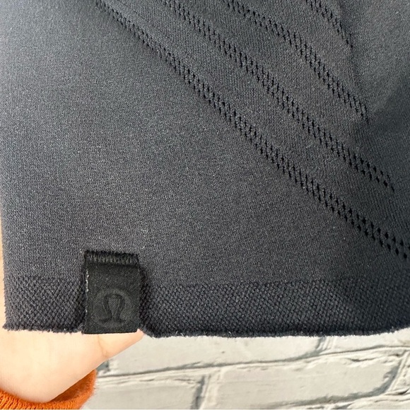 Lululemon Women’s Cropped Mid Rise Stretch Leggings Athletic Black Size 6 Gym - Picture 5 of 12